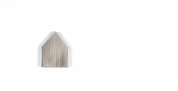 Μικροσκοπικό Μοντέλο Του Σπιτιού Ξύλινο Σπίτι Αγοράζω Σπίτι Επίπεδη Λευκό — Φωτογραφία Αρχείου