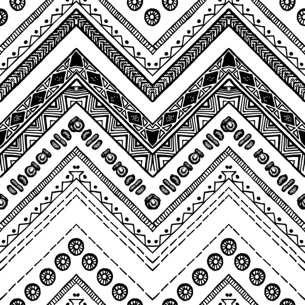 Patrón tribal dibujado a mano. Zigzag y línea de rayas . — Vector de stock