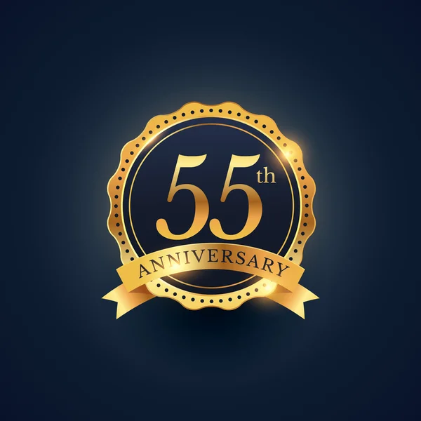 Étiquette de badge de célébration du 55e anniversaire en couleur dorée — Image vectorielle