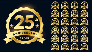 Evlilik yıldönümü altın rozet etiketi logoti seti