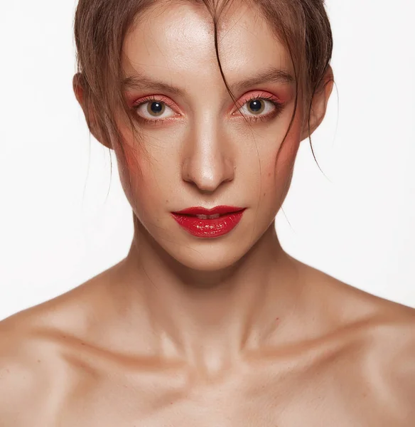Hermosa Cara Mujer Adulta Joven Con Piel Limpia Fresca Maquillaje — Foto de Stock