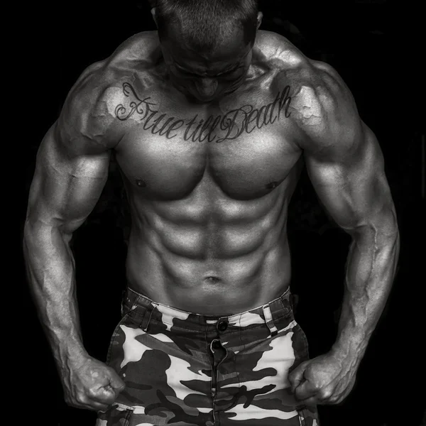 Bodybuilder black and white power and strength — Stock Photo, Image