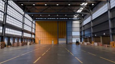Parlak güneş ışığı pencerelerden süzülerek düzenli düzenlenmiş kargo paletleri ve dağıtımı bekleyen organize mallarla dolu geniş bir deponun içini gösteriyor.