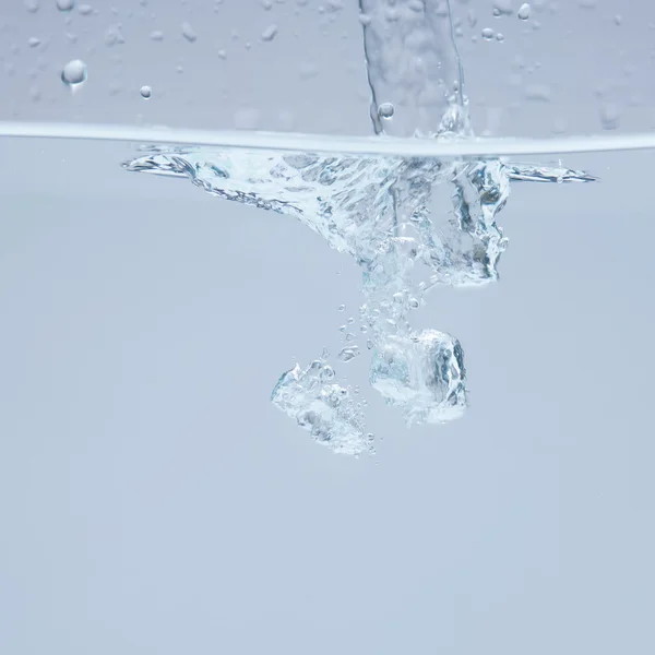 Blue bubbles underwater — Stock Photo, Image