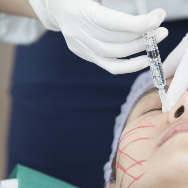 kaldırma ameliyatı yüz.