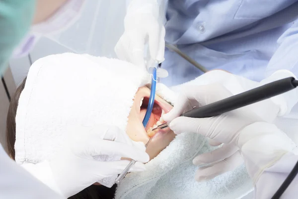 Dentes Mulher Dentista Escala — Fotografia de Stock
