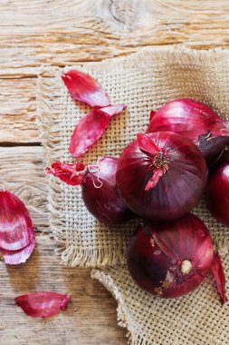 ampuller kırmızı soğan