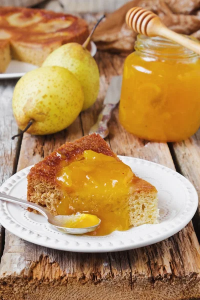 Torta con marmellata di pere — Foto Stock