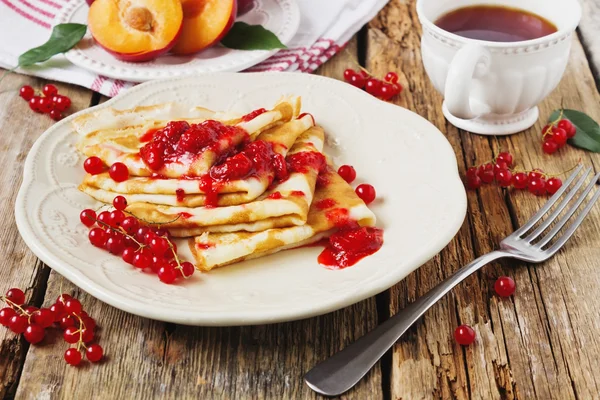 Panqueques con mermelada — Foto de Stock