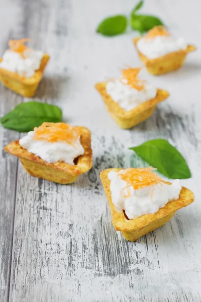 Tartina con ricotta — Foto Stock