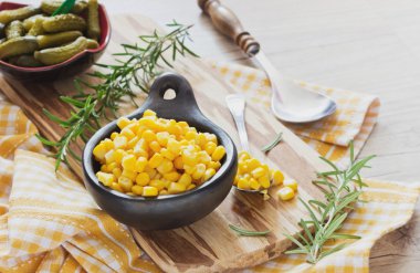 bir kase içinde Marine Mısır 