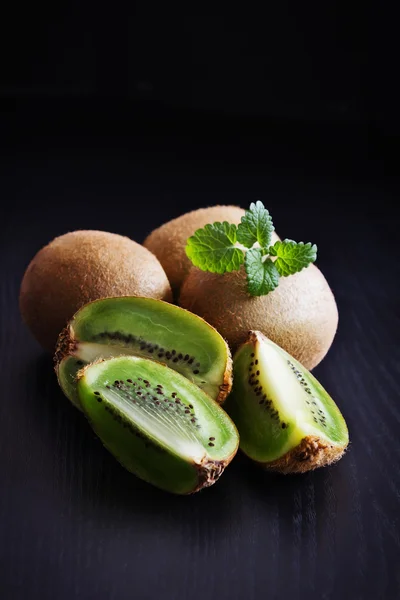 Ripe kiwi fruit — Stock Photo, Image