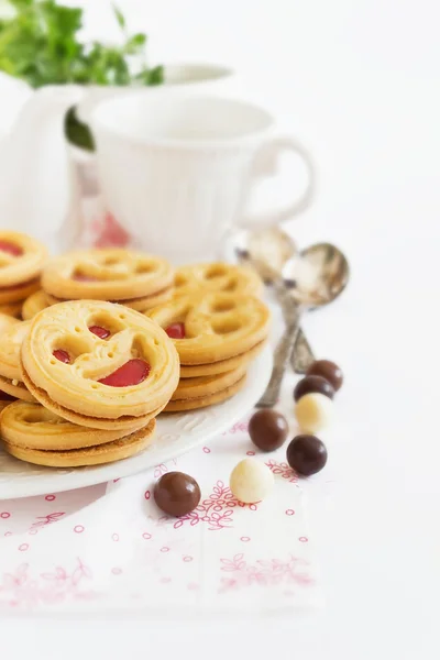 Biscotti con marmellata — Foto Stock