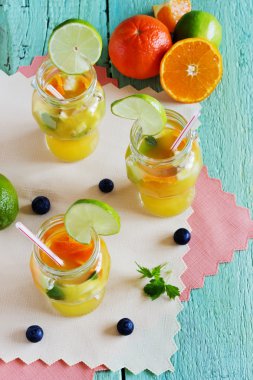 Turuncu alkolsüz içecek