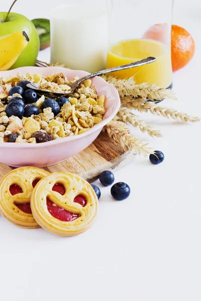 Muesli con fruta —  Fotos de Stock