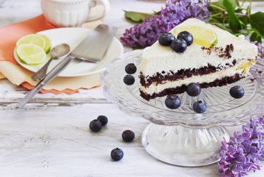 doğum günü pastası parçası