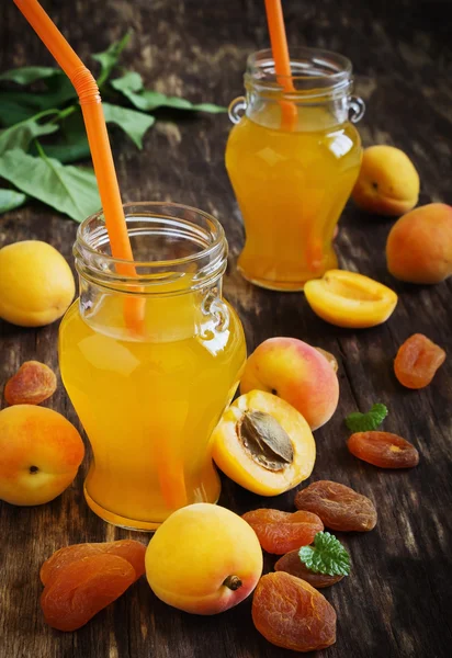 Kayısı suyu küçük kavanoz