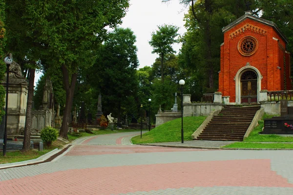 Road in front of the crypt — Stock Photo, Image