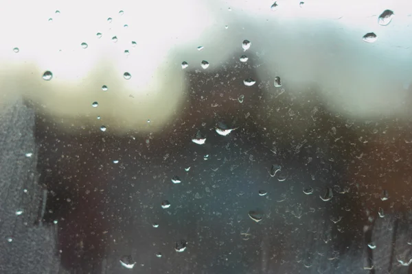 Fenster in Wassertropfen — Stockfoto