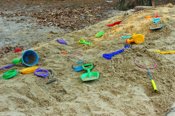 Kinderspielzeug für den Sandkasten — Stockfoto