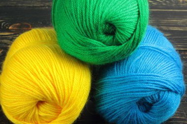 renkli iplik örme için