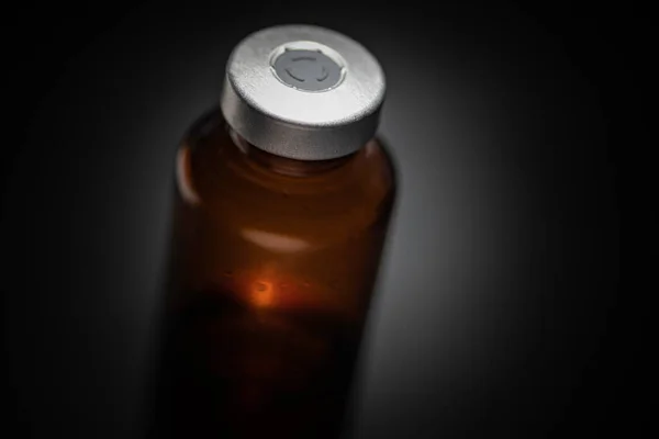 Macro Shot Selective Focus Amber Color Vaccine Injection Bottle Set — Stock Photo, Image