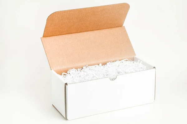 Düz Beyaz Arkaplanda Beyaz Bir Beyaz Dikdörtgen Karton Kutu Seti — Stok fotoğraf