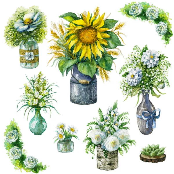 Sklenice a vázy s kytice v rustikálním stylu. — Stock fotografie