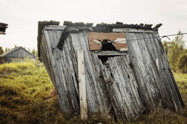 Ein Altes Verlassenes Blockhaus Verlassenes Dorf Russland Eine Einsame Hütte — Stockfoto