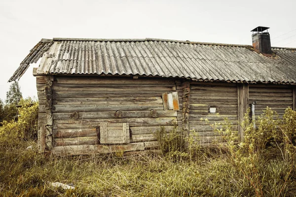 Ein Altes Verlassenes Blockhaus Verlassenes Dorf Russland Eine Einsame Hütte — Stockfoto