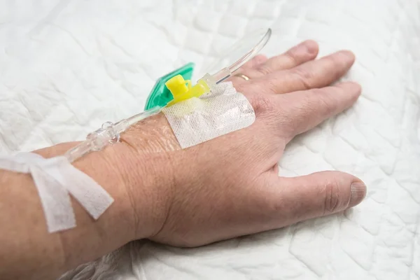 Infusion administrée en mains propres — Photo