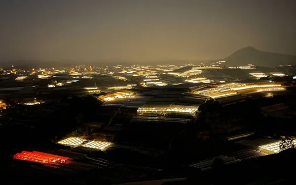 Por Noche Ciudad Montaña Lat — Foto de Stock