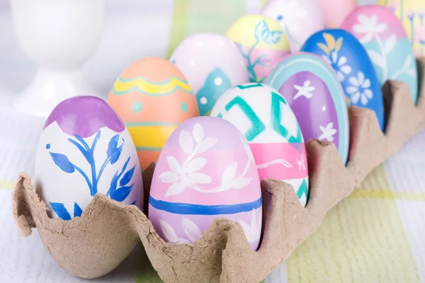 Sortimento de ovos de Páscoa coloridos — Fotografia de Stock