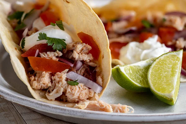 Closeup Taco Pulled Chicken Tomato Onion Sour Cream Plate Lime — Stock Photo, Image