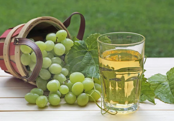 Glass of White Grape Juice — Stock Photo, Image