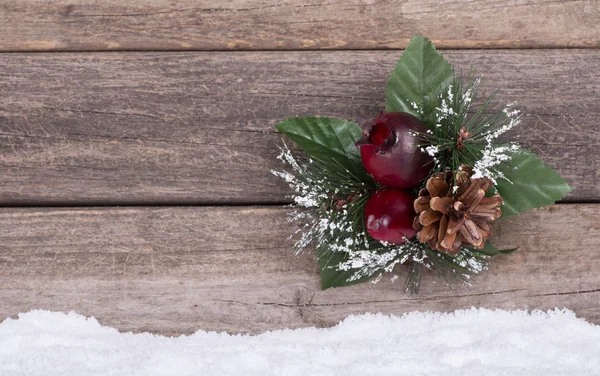 Ornamen Natal di Latar Belakang Wooden — Stok Foto