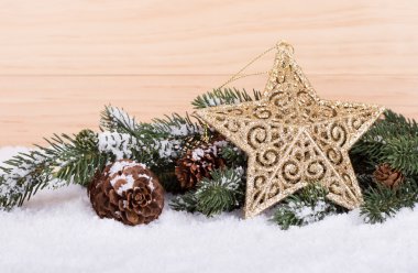 Altın Christmas yıldız süsleme