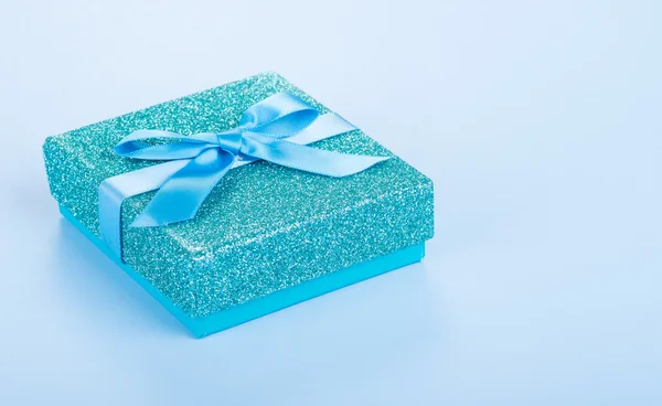 Modrá dárková krabice — Stock fotografie