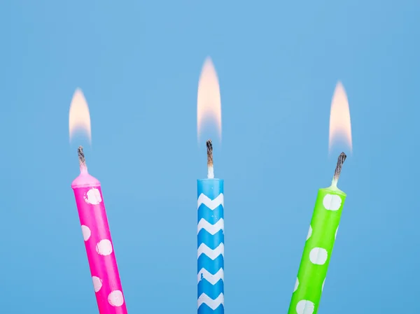 Tres velas de cumpleaños — Foto de Stock