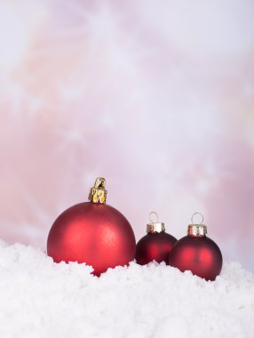 Kızıl Noel baloları