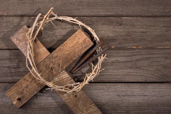 Crown of Thorns on a Cross — Stock Photo, Image