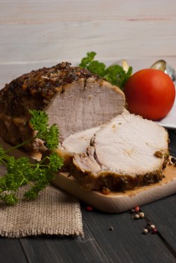 kavrulmuş domuz eti