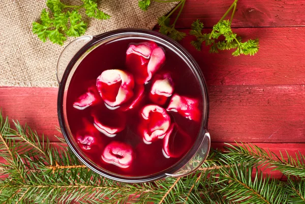 kırmızı pancar çorbası