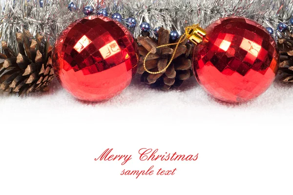 Christmas Ornament och kottar — Stockfoto