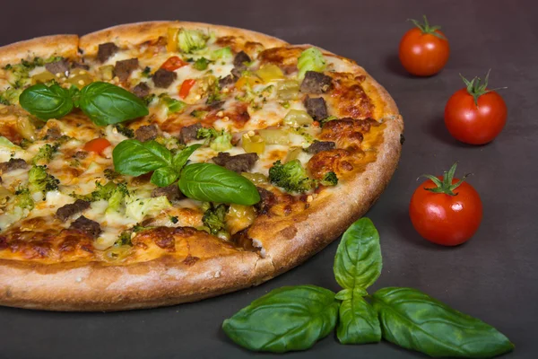 Pizza — Stockfoto