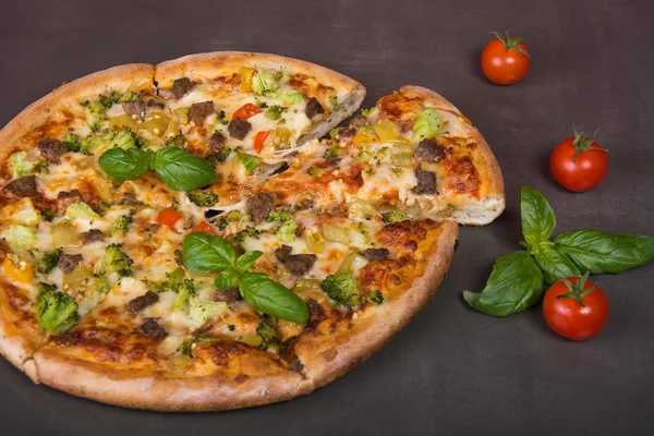 Pizza — Stockfoto