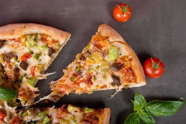 Pizza — Stockfoto