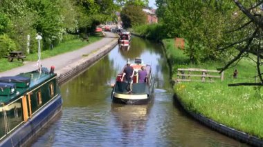 Editoryal resim yazısı, Ellesmere, İngiltere'de, 25 Mayıs 2012: Canal Ellesmere, Galler Llangollen kanalda Ellesmere kol gemilerde.