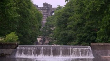 Aşağı her bakıldığında Lake Vyrnwy Barajı