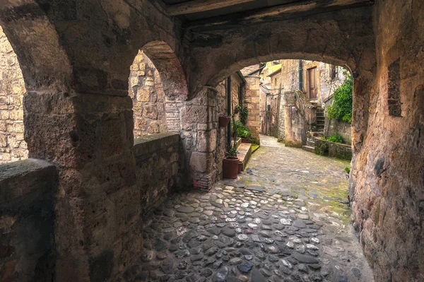 Solar antigua ciudad y las calles de la hermosa Toscana, Ita — Foto de Stock